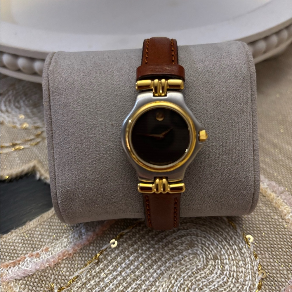 Movado Women's Watch with Brown Leather Strap and Gold Accents. ⌚️ - Picture 5 of 6